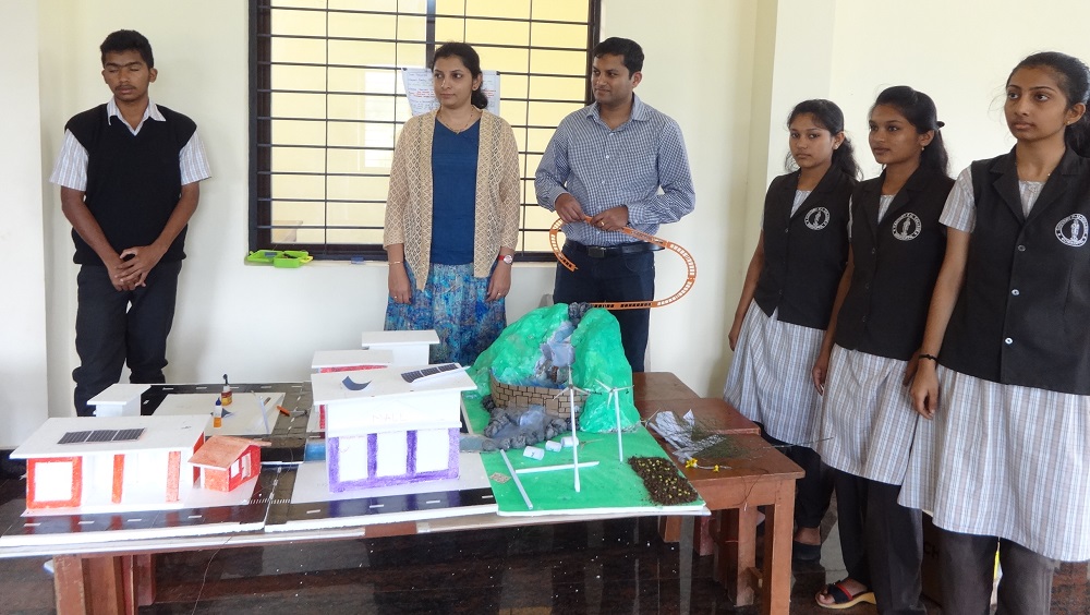 ಕೂಡಿಗೆ ಮೊರಾರ್ಜಿ ಶಾಲೆಯಲ್ಲಿ ಕೆಎಲ್‌ಇ ಸಂಸ್ಥೆಯ ಶತಮಾನೋತ್ಸವ